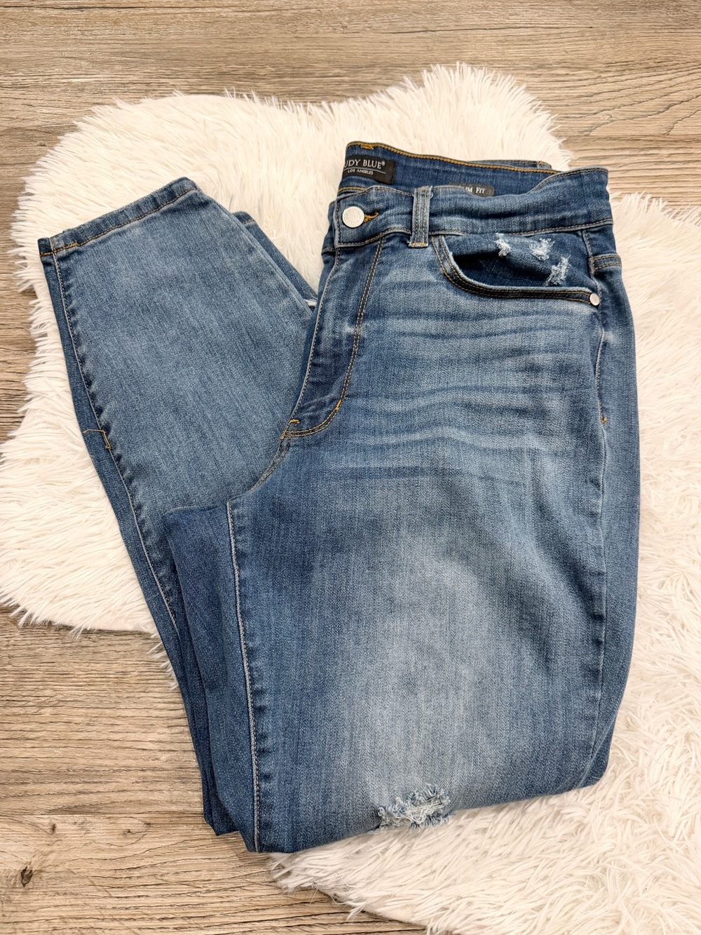 Judy Blue Slim Fit Jeans 14W Distressed